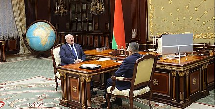 Александр Лукашенко провел встречу с председателем Верховного Суда Валентином Сукало