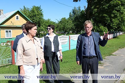 Доминанты сельской жизни. В агрогородке Трокели прошло совместное выездное заседание президиума Вороновского районного Совета депутатов и Вороновского райисполкома