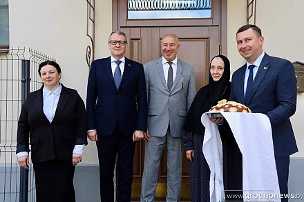 Наталья Кочанова посетила детский дом семейного типа в Гродно