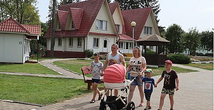 Совмин скорректировал порядок распоряжения и использования средств семейного капитала