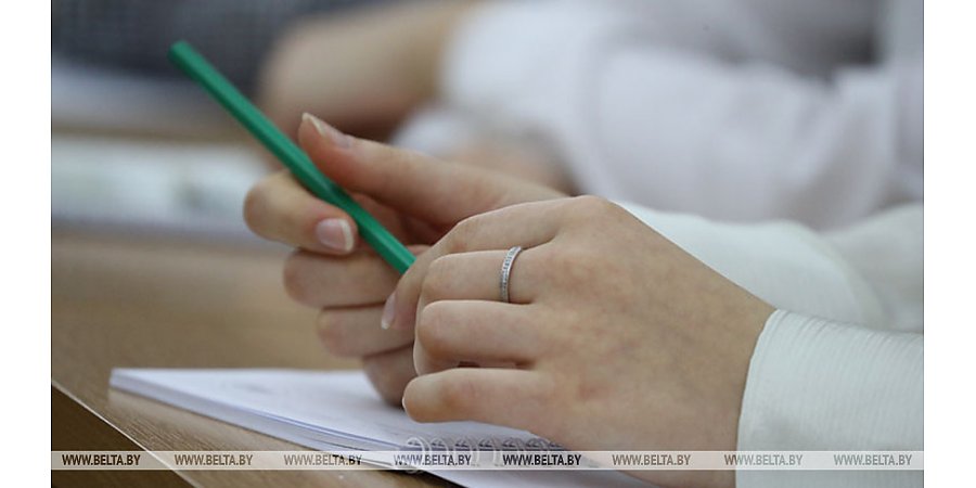 Команда Беларуси заняла второе место на Международной олимпиаде по точным наукам среди подростков