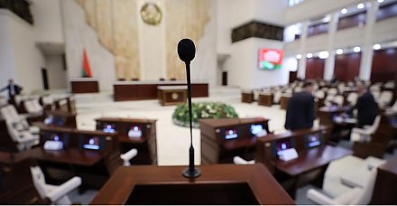 Депутаты приняли в первом чтении законопроект о возмещении банковских вкладов