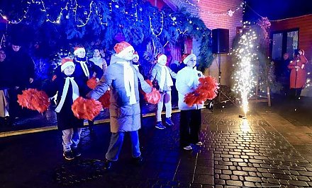 Поместье Деда Мороза открылось в Гродно в центре ремесел «Наследие»