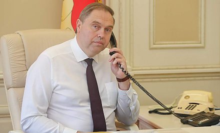 Прием граждан в облисполкоме провел председатель областного исполнительного комитета Владимир Караник