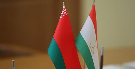 Александр Лукашенко отметил особенные, по-родственному теплые отношения народов Беларуси и Таджикистана