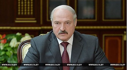 Лукашенко требует выполнения в полном объеме запланированных в 2015 году показателей