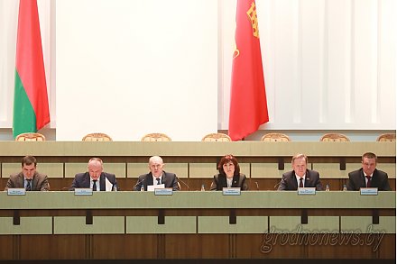 Предупреждать коррупционные преступления, не допускать лоббирования. На заседании облисполкома обсудили работу по противодействию коррупции