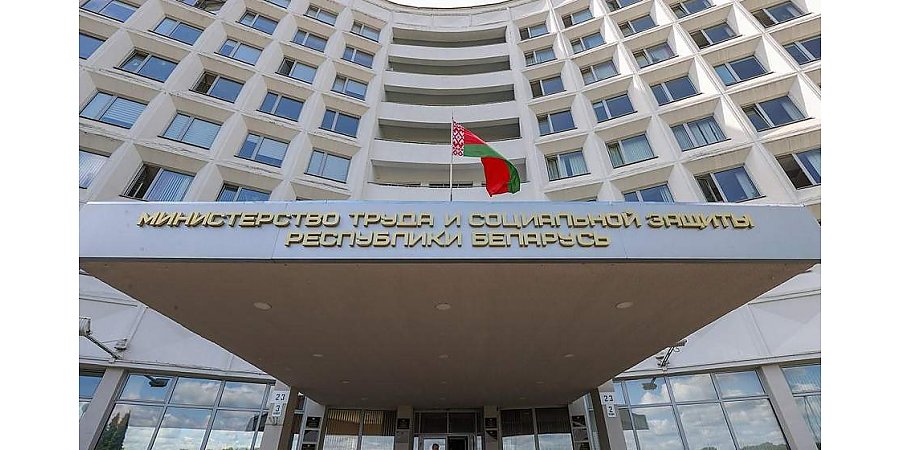 Повышены надбавки работникам сферы социального обслуживания. В Минтруда рассказали, кому и на сколько