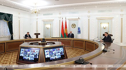 Александр Лукашенко принимает участие в Совете глав государств ШОС