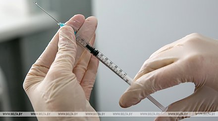 В Индии начали тестировать вакцину от коронавируса на людях
