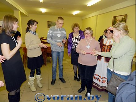 Протянули руку дружбы