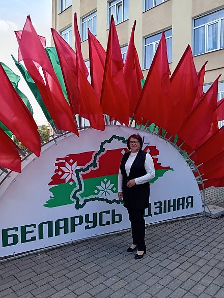 Надежда Лисовская, заведующий отделом по нестационарному и киновидеообслуживанию населения Вороновского районного центра культуры и народного творчества: «Единство — главный фактор развития Беларуси»