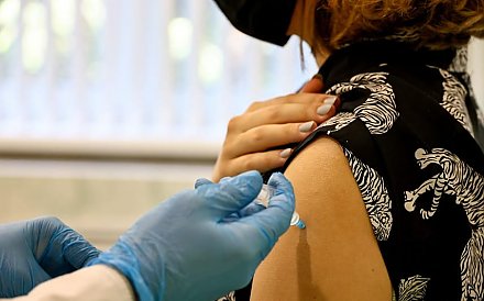 В ЕАЭС прорабатывается вопрос внедрения сертификата вакцинации