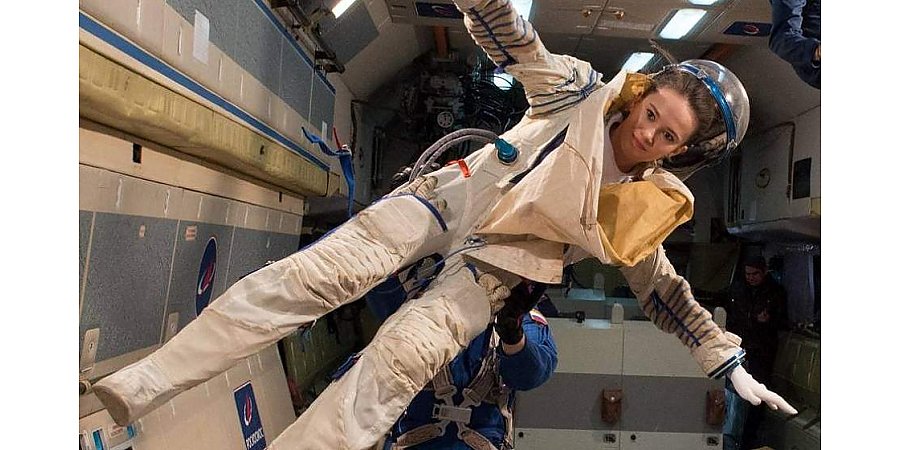 Готовящиеся к полету в космос белоруски успешно прошли тренировки в условиях невесомости