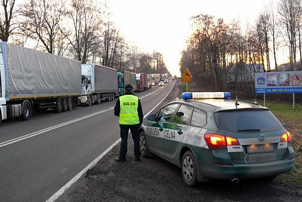 31 октября и 1 ноября в пунктах пропуска на белорусско-польской границе ограничат движение для большегрузного транспорта