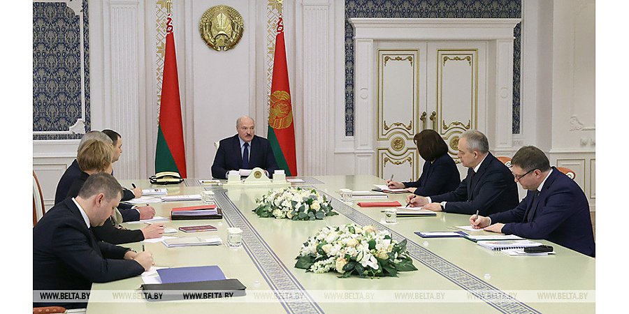 Тема недели: Александр Лукашенко провел совещание по подготовке VI Всебелорусского народного собрания