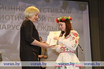 Конкурс патриотической песни «Парус надежды» собрал таланты Вороновщины