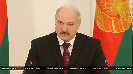 Лукашенко требует от правительства мобилизовать все ресурсы и силы для подъема экономики