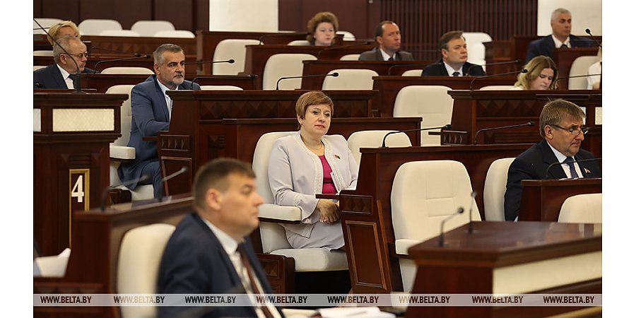 Депутаты приняли во втором чтении законопроект о госрегулировании производства и оборота алкоголя