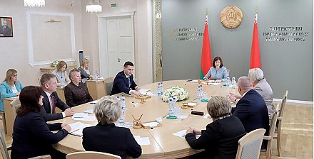 Наталья Кочанова провела совещание по совершенствованию вступительной кампании в вузы