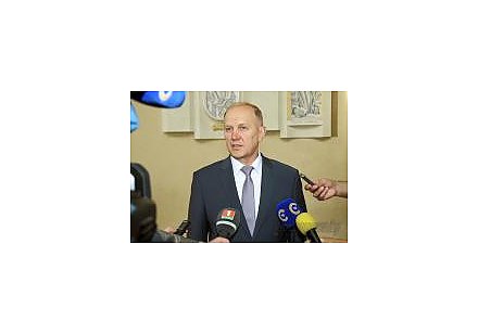 B парламент избраны люди дела