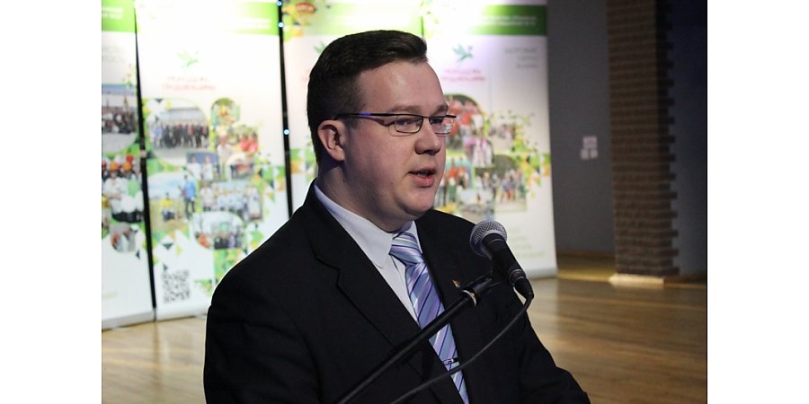 «Вызывает шок тот факт, что многие под прикрытием «своей демократии» готовы уничтожать другие народы». Секретарь БРСМ Андрей Есин о попытке госпереворота в Беларуси