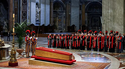В Риме похоронили Папу Римского Франциска