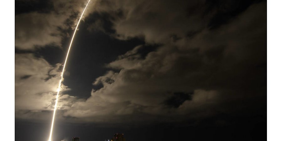 NASA успешно запустило аппарат Lucy для изучения троянских астероидов Юпитера