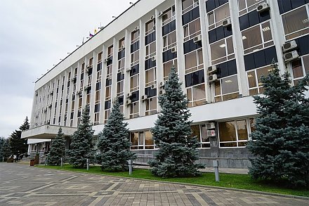 С начала мая в организации здравоохранения области по поводу укусов клещей обратилось 955 человек, в том числе вчера, 24 мая, - 57 человек