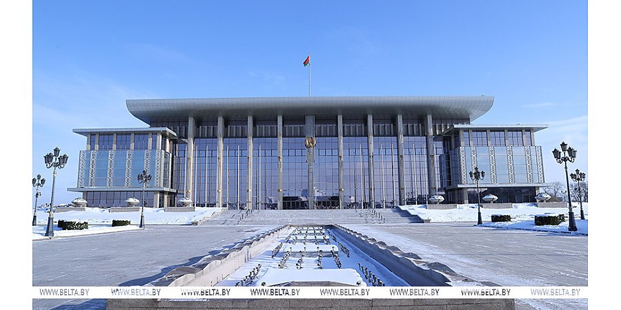 Александр Лукашенко заслушал доклад госсекретаря Совбеза о ходе проверки боеготовности Вооруженных Сил