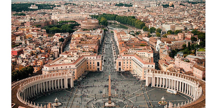 Игорь Сергеенко возглавил делегацию Беларуси на интронизации Папы Римского Льва XIV