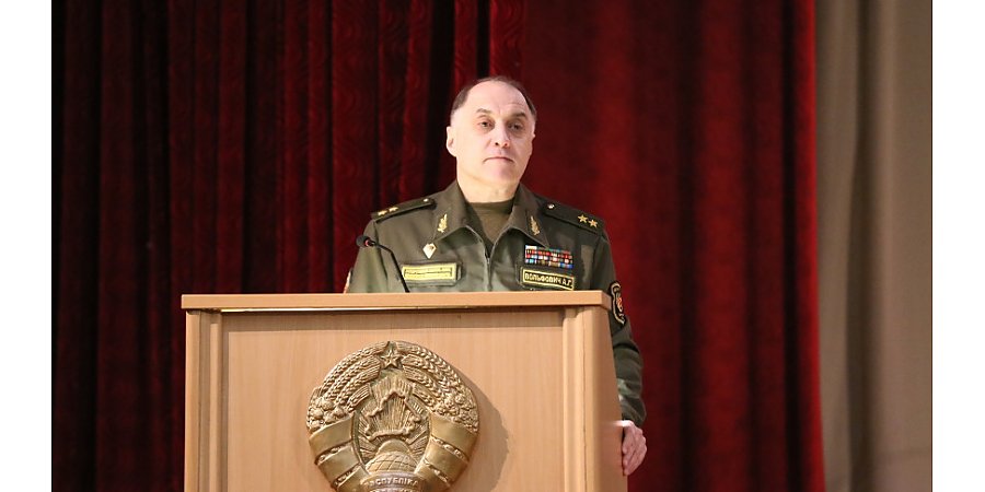 Вольфович: сегодня как никогда мир и спокойствие на нашей земле зависят от людей в погонах