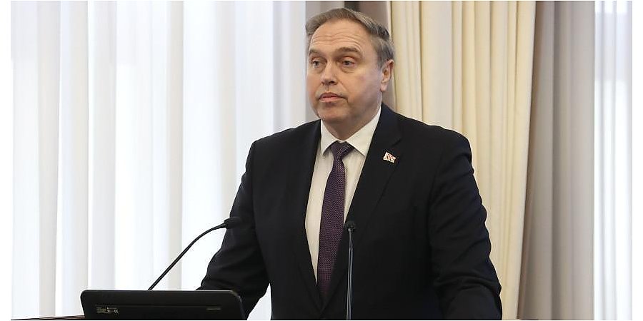 Как решается вопрос о равном доступе к медуслугам в малых населенных пунктах, рассказал Владимир Караник