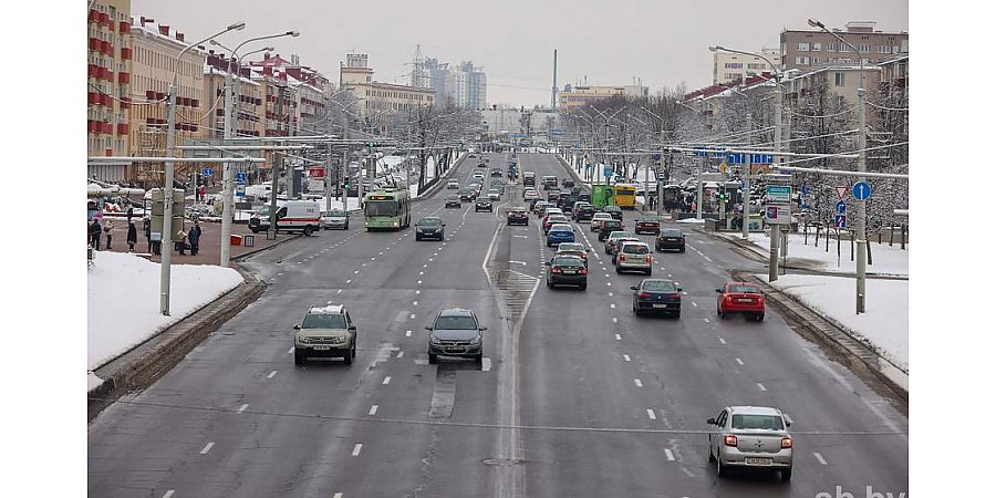 ГАИ обращает внимание водителей и пешеходов на изменение погодных условий