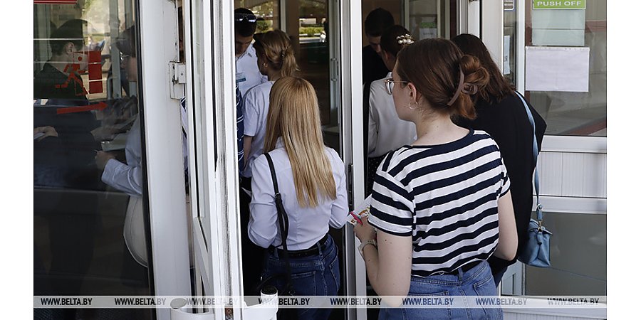 В вузах Беларуси стартуют внутренние вступительные испытания