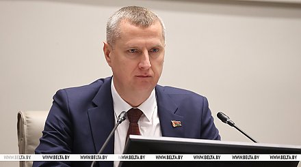 Новые предприятия, арендное жилье, соцпакет. Дмитрий Крутой о закрепляемости кадров в регионах