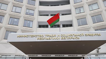 Что должен содержать расчетный лист работника, рассказали в Минтруда