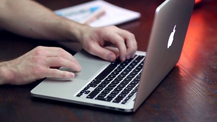 МАРТ предостерегает от покупок лекарств и ювелирных изделий через интернет