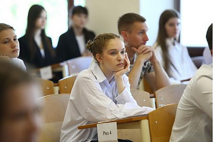 В Министерстве образования обновили вопросы для поступающих в вузы в 2025 г. целевиков