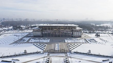 Александр Лукашенко поздравил зарубежных лидеров с Новым годом