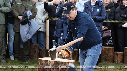 "Это и спорт, и отдых, и командная работа". Владимир Перцов о чемпионате по колке дров