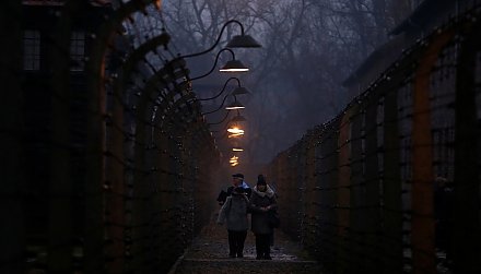 Польша вводит тюремные сроки за слова о причастности поляков к Холокосту. И за отрицание преступлений украинских националистов