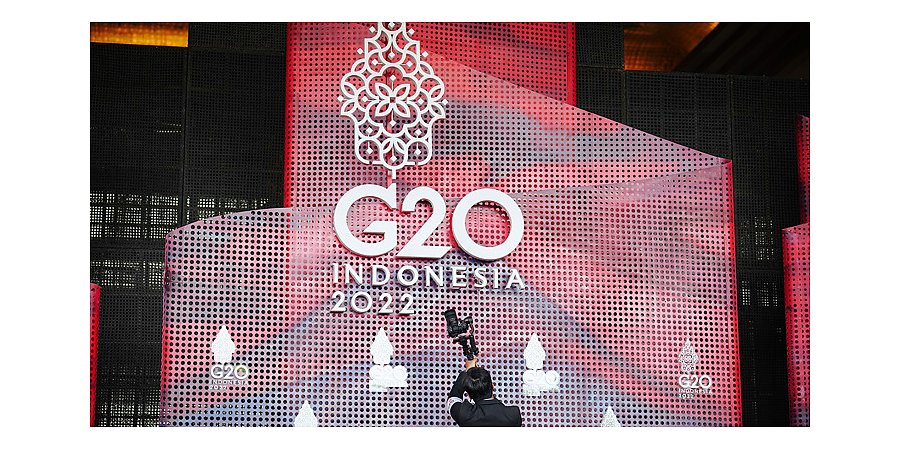 На фотосессию остались только 5 человек из "двадцатки"