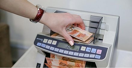 Средний объем срочных рублевых депозитов населения в апреле увеличился на Br191,7 млн