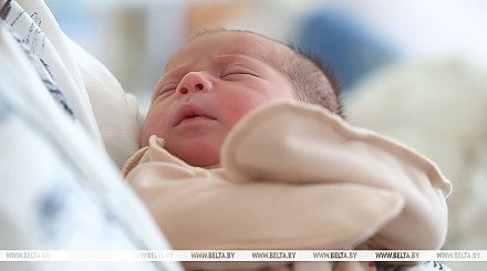 С 1 февраля увеличиваются размеры пособия по уходу за ребенком в возрасте до 3 лет