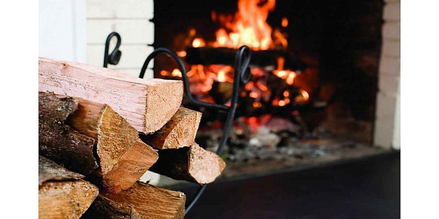 Зима в тепле и безопасности. Одиноким пенсионерам помогают подготовиться к холодам