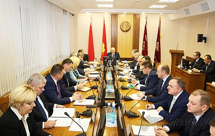 Задачи на год предстоящий: на заседании облисполкома обсудили прогноз социально-экономического развития области и бюджет на 2019 год