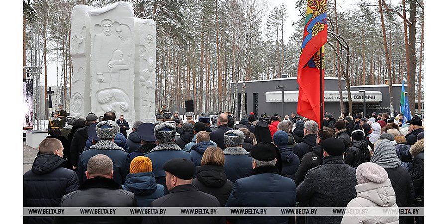 Место памяти и скорби. Обновленный мемориальный комплекс открыли после реконструкции в Озаричах