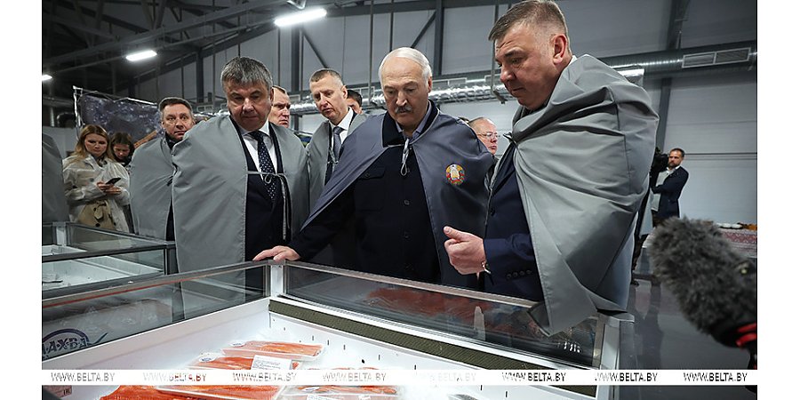 Рыбные места, фактор Санчеса и субботник в музее. Итоги недели Президента