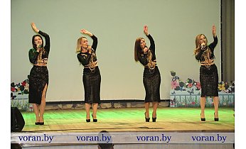 Красивые песни, красивые девушки, красивый финал "Карнавала весялосці" в Вороново